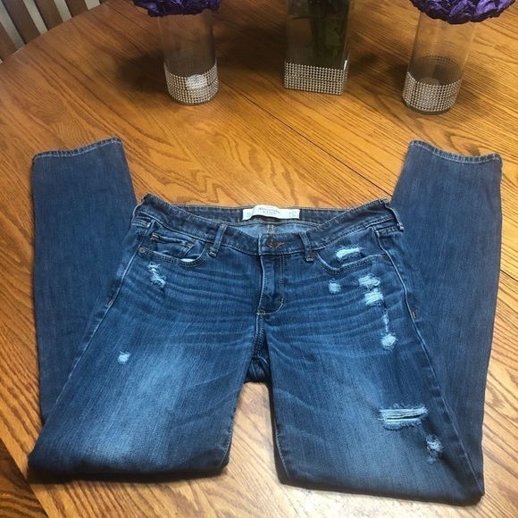Abercrombie & Fitch distressed skinny jean4S - Picture 3 of 4